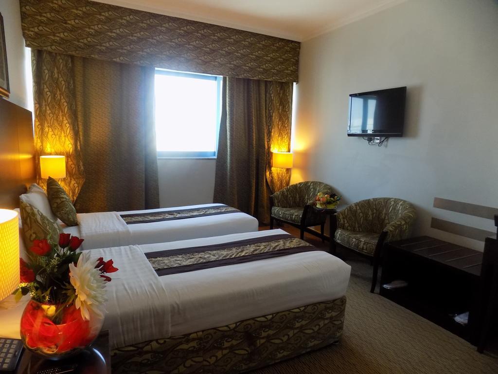 Dream Palace Hotel Dubai Dış mekan fotoğraf