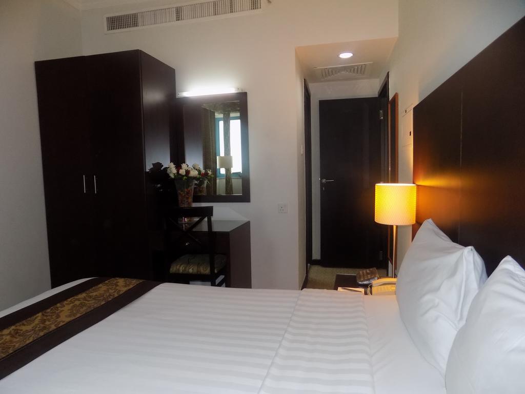 Dream Palace Hotel Dubai Dış mekan fotoğraf